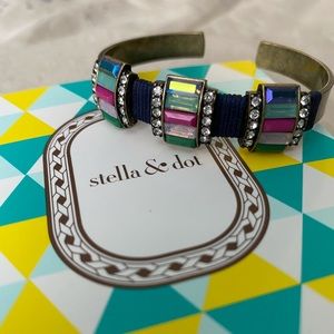 Stella & Dot Moxie Gem Cuff